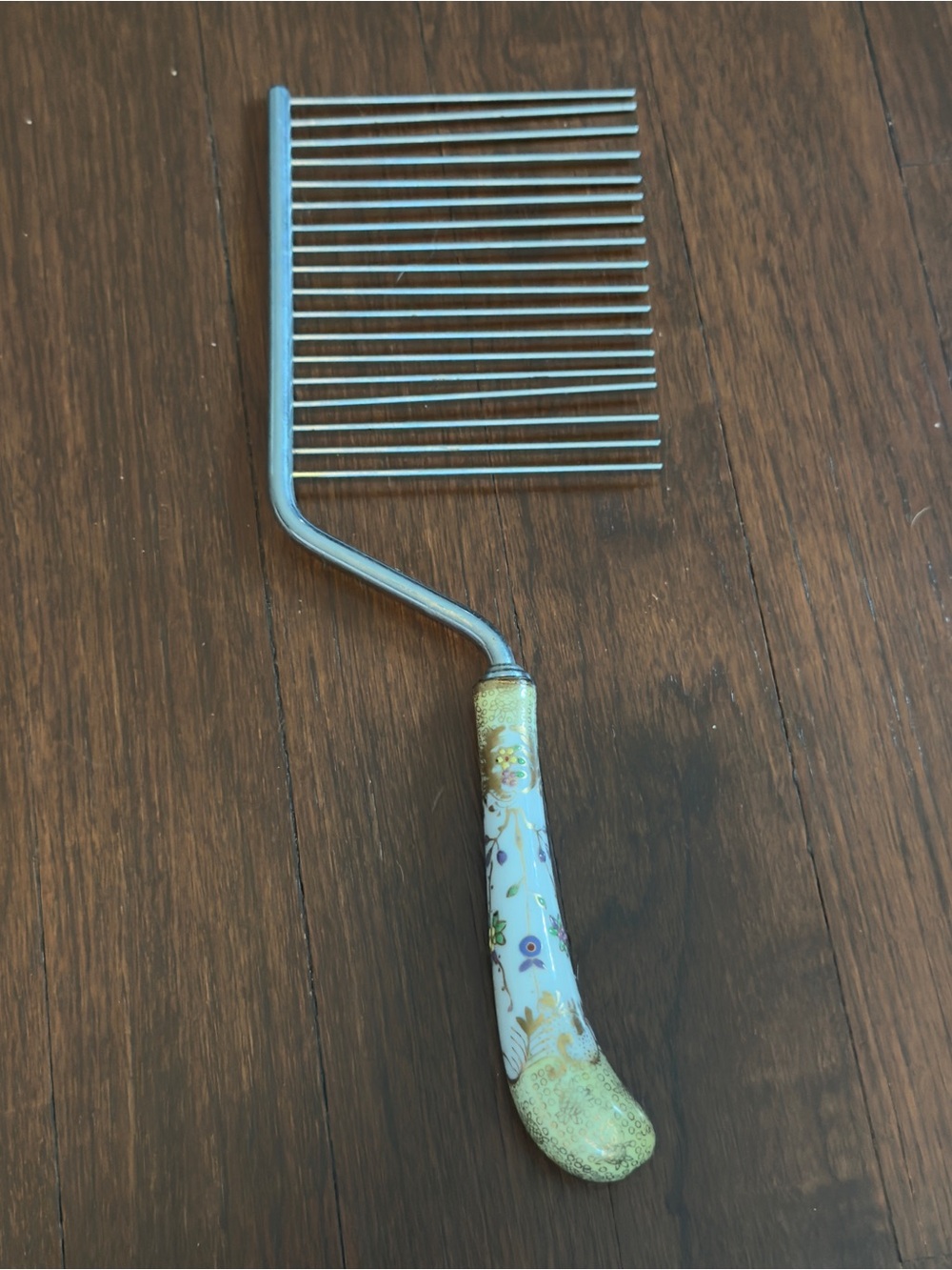 Vintage Hand-Painted Porcelain Handle Angel Food Cake Cutter